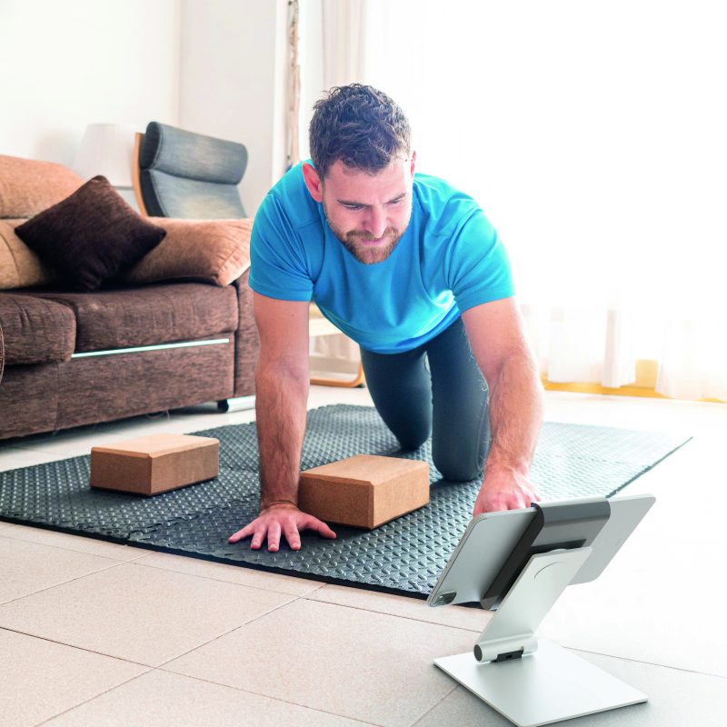 tablettarto-asztali-allvany